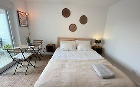 IN-Cascais Suite Deluxe com pátio privado